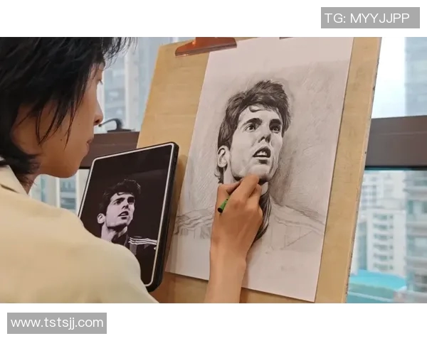 足球明星手绘艺术作品展现他们的激情与风采，感受足球魅力与创意的完美结合